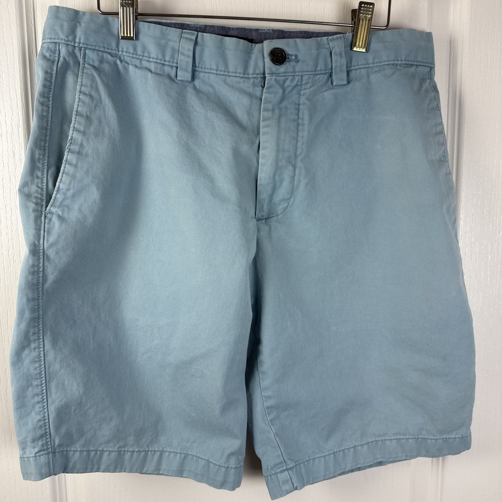 Banana Republic Men's Shorts 32 light green 10" Length